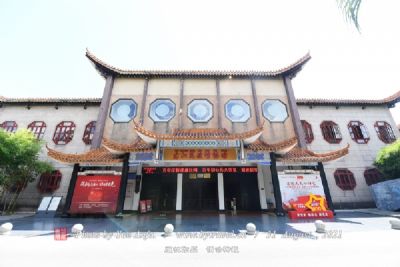 ҽ岩